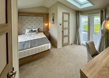 Platinum 2 Bed Spa Slps 4 (Pet) - Aber Bay Holiday Park, Clarach