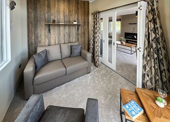 Platinum Lodge Bay View Spa (Pet) - Aber Bay Holiday Park, Clarach