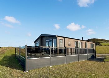 Platinum Lodge Bay View , Platinum Lodge - Aber Bay Holiday Park, Clarach