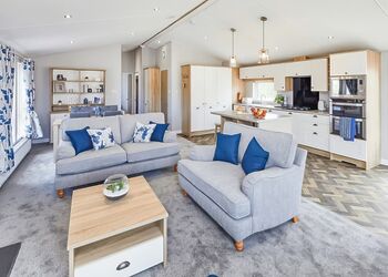 Platinum Lodge Bay View  - Aber Bay Holiday Park, Clarach