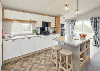 Platinum Lodge Bay View  - Aber Bay Holiday Park, Clarach