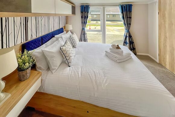 Platinum Lodge Bay View  - Aber Bay Holiday Park, Clarach