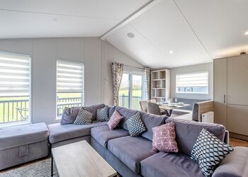 St Andrew&rsquo;s Lodges VIP (Pet) - Addlethorpe Country Park, Addlethorpe