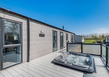 Belfry Lodge - Addlethorpe Country Park, Addlethorpe