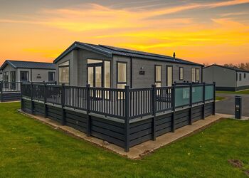 Belfry Lodge - Addlethorpe Country Park, Addlethorpe