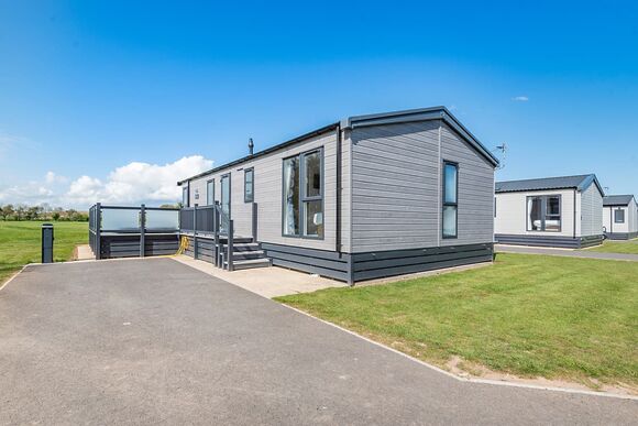 Belfry Lodge - Addlethorpe Country Park, Addlethorpe