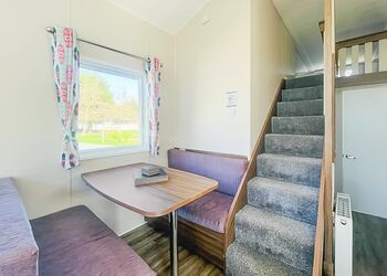 The Hideaway - Allerthorpe Country Park, Pocklington