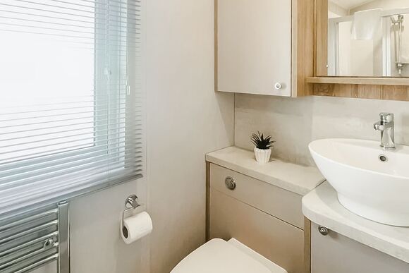 Silver Holiday Home P/F - Allerthorpe Country Park, Pocklington