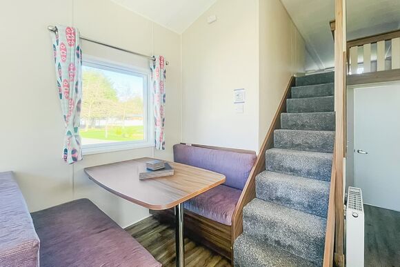 The Hideaway - Allerthorpe Country Park, Pocklington