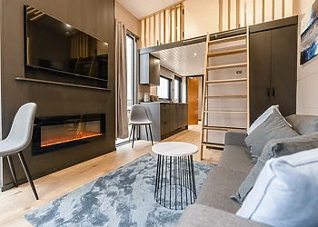 Applegrove Lux Barn 1