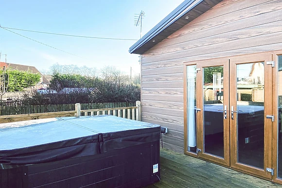 Ballard pods 3 & 4 – sleeps 6 (with sofa bed) 