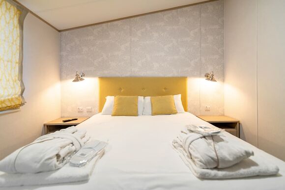 Platinum 2 Lodge - Alberta Holiday Park, Whitstable