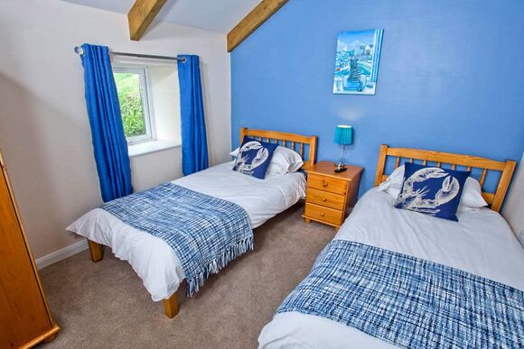 Bronze 2 Bed Apt - Amroth Castle Holiday Park, Amroth