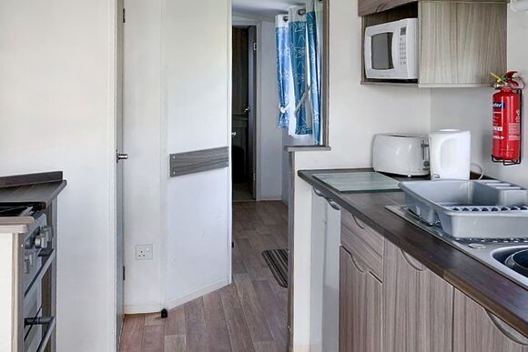 Danforth (Pet Friendly) - Anchor Park, North Gap, Eccles on Sea