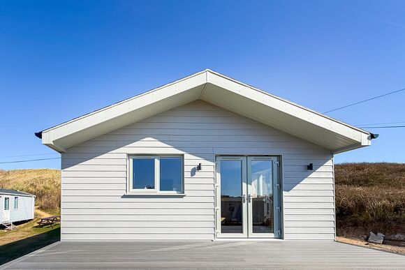 Hideaway - Anchor Park, North Gap, Eccles on Sea