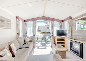 Beech 3 Hot Tub - Andrewshayes Holiday Park, Axminster