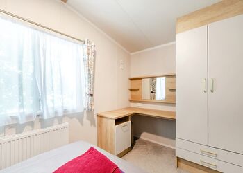 Beech 3 Hot Tub - Andrewshayes Holiday Park, Axminster