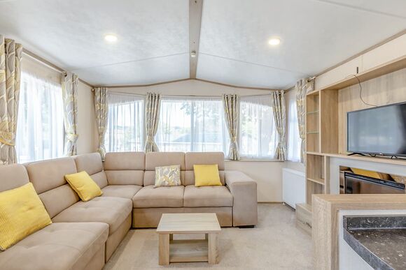 Beech 2 (Pet) - Andrewshayes Holiday Park, Axminster