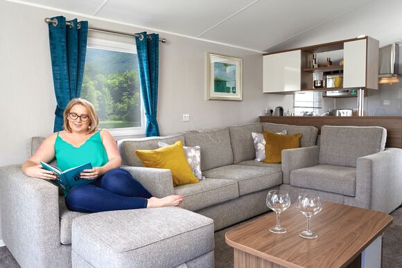 Beech 3 (Pet) - Andrewshayes Holiday Park, Axminster