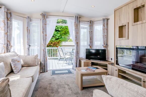 Oak 2 - Andrewshayes Holiday Park, Axminster