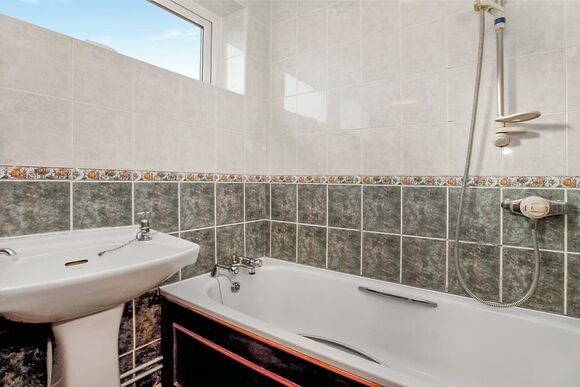 Mon - Anglesey Bungalows, Trearddur Bay, Holyhead