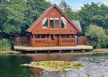 Lakeside Lodge - Anglesey Lakeside Lodges, Anglesey