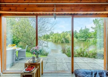 Menai Lodge - Anglesey Lakeside Lodges, Anglesey