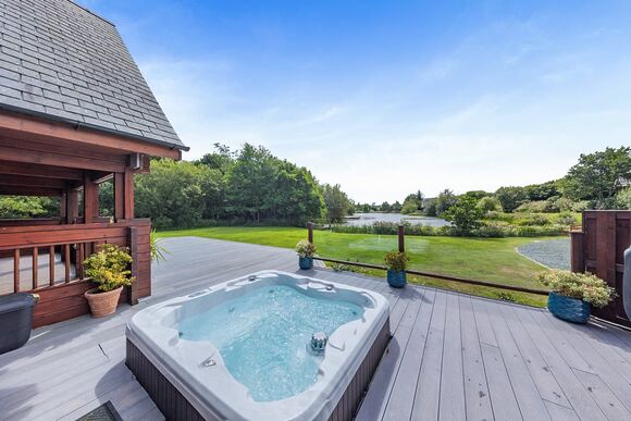 Tryfan Lodge - Anglesey Lakeside Lodges, Anglesey