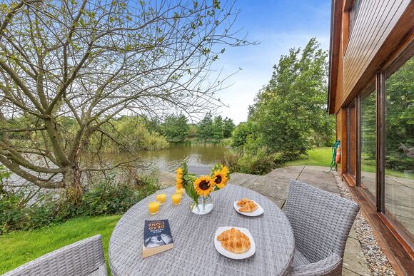 Menai Lodge - Anglesey Lakeside Lodges, Anglesey