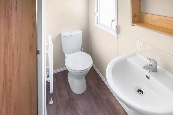 8 Berth Superior Caravan - Appletree Holiday Park, Hubbert&rsquo;s Bridge, near Boston