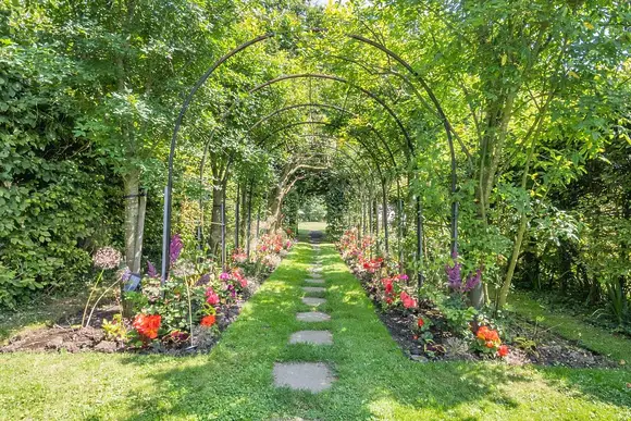 Apple Mount Retreat, Thorpe Morieux, near Lavenham