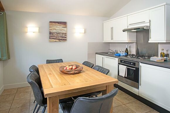 Ardgartan Argyll Lodges  