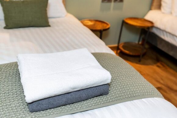 Golden Oak 2 - Ardgartan Argyll Lodges, Arrochar, Argyll and Bute