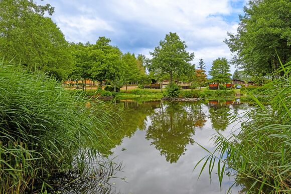 Kestrel Lodge - Ashlea Pools Lodges, Hopton Heath, Craven Arms