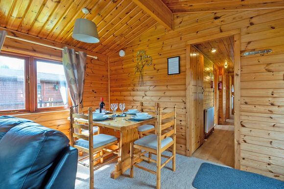 Mandarin Plus - Ashlea Pools Lodges, Hopton Heath, Craven Arms