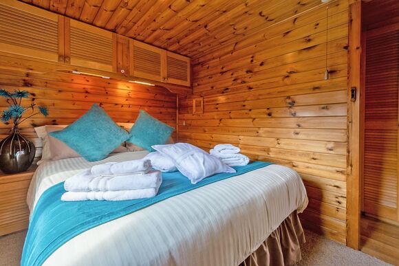 Mandarin Plus - Ashlea Pools Lodges, Hopton Heath, Craven Arms