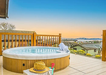 Platinum 6 Lodge