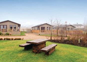 Cedar Lodge 4