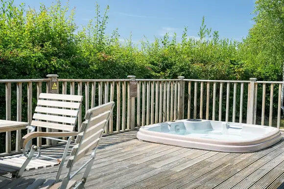 Ashby Woulds Lodges and Spa, Overseal, Nr Ashby-de-la-Zouch