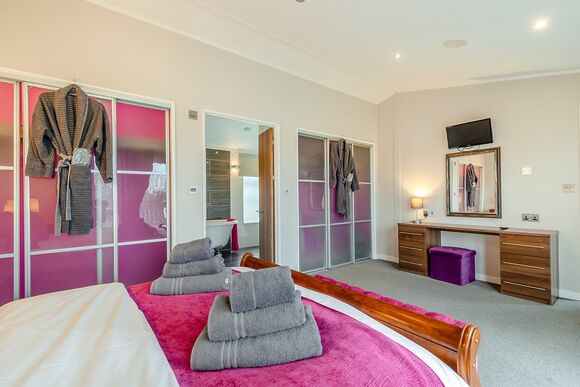 Altham Lodge - Ashby Woulds Lodges and Spa, Overseal, Nr Ashby-de-la-Zouch