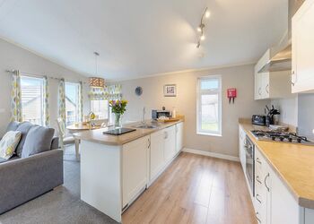 Retreat VIP 2 - Ashby Woulds Retreat, Overseal, Nr Ashby-de-la-Zouch