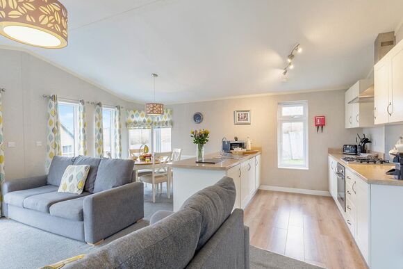 Retreat VIP 2 - Ashby Woulds Retreat, Overseal, Nr Ashby-de-la-Zouch