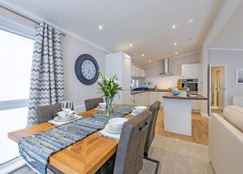 Alderney - Atlantic Bays Holiday Park, Padstow