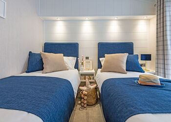 Alderney - Atlantic Bays Holiday Park, Padstow