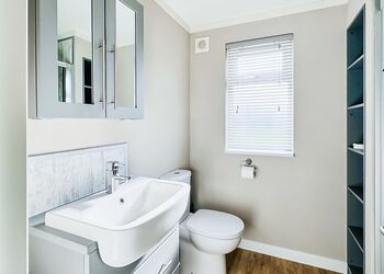 Polzeath Lodge - Atlantic Bays Holiday Park, Padstow