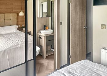 Victory Lodge - Atlantic Bays Holiday Park, Padstow