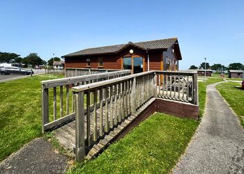 12C St Merryn Lodge - Atlantic Bays Holiday Park, Padstow