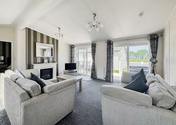 40 Foxglove Lodge - Atlantic Bays Holiday Park, Padstow