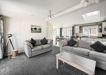40 Foxglove Lodge - Atlantic Bays Holiday Park, Padstow