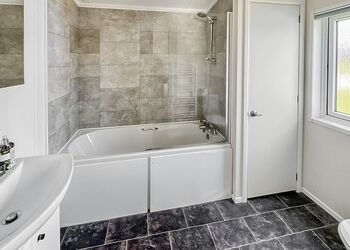 40 Foxglove Lodge - Atlantic Bays Holiday Park, Padstow